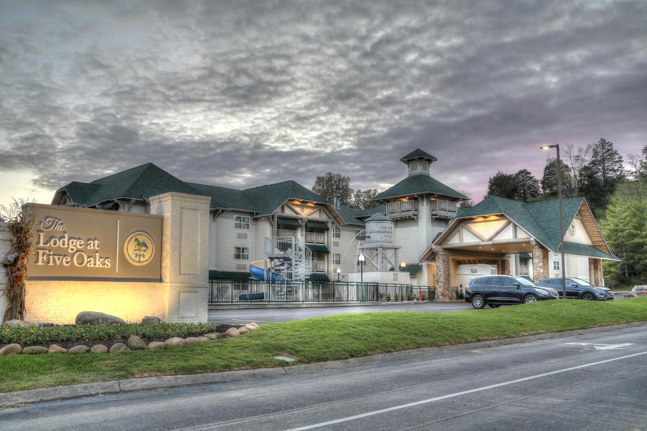 Lodge At Five Oaks Pigeon Forge - Sevierville Exterior photo